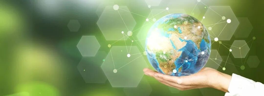 手捧地球，全球互联